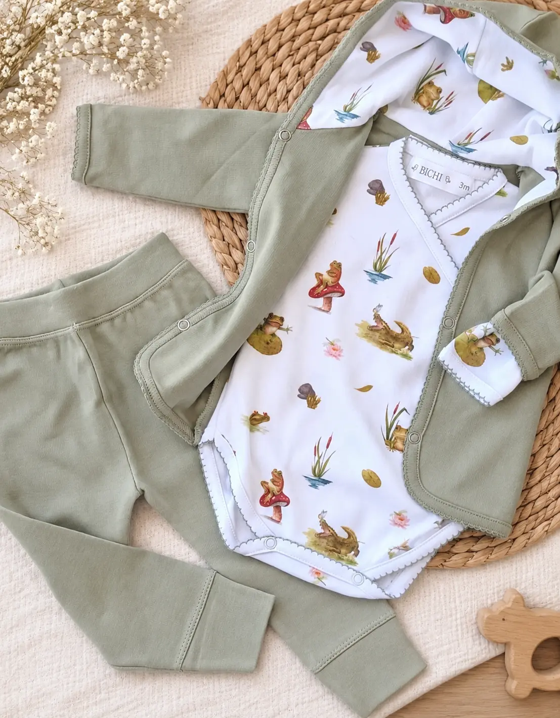 Campera, Pantalón y body