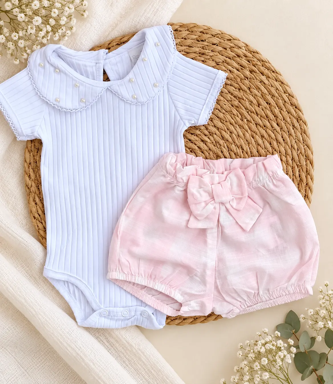 Remera con shorts escosés