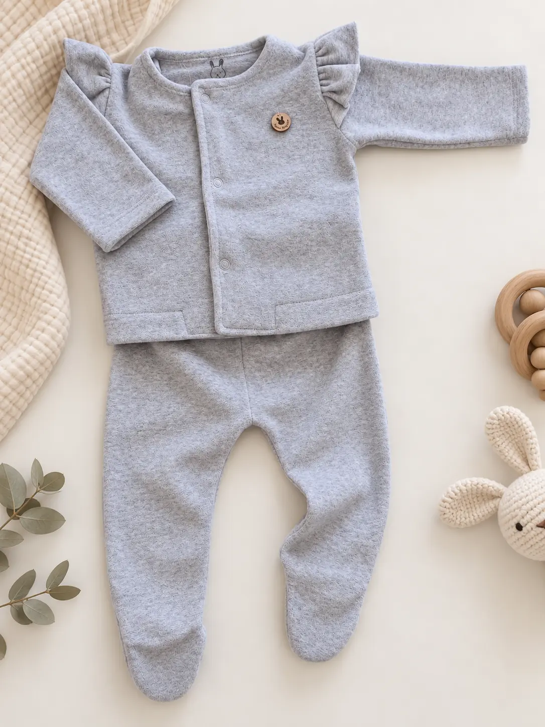Conjunto en plush con volados