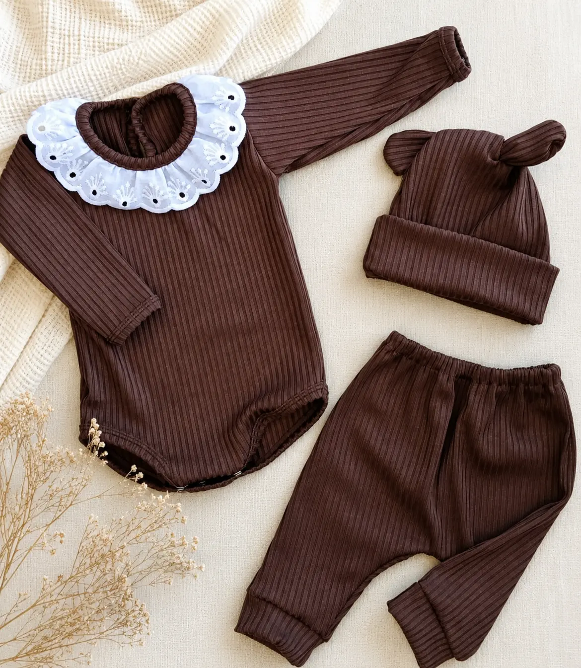 Body, babucha y gorrito
